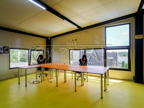 комерційна за адресою 192-га Садова вул., 999