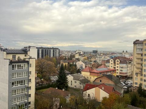 квартира за адресою Андрія Мельника вул., 10