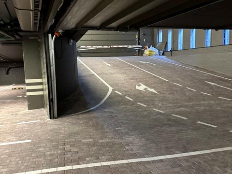 паркомісце за адресою Березняківська вул., 29