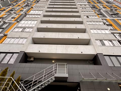 комерційна за адресою Дениса Рачінського вул. (Комбінатна), 25