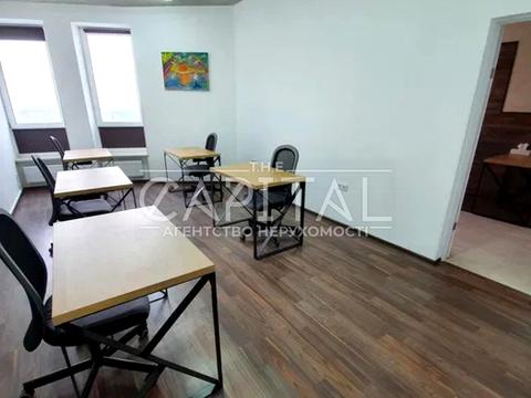 коммерческая по адресу Николая Михновского бульв. (Дружбы Народов), 16-14