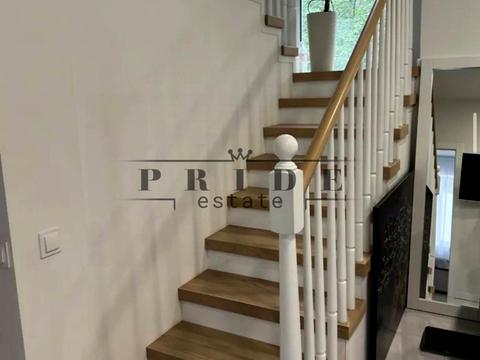 будинок за адресою Абрикосова вул.