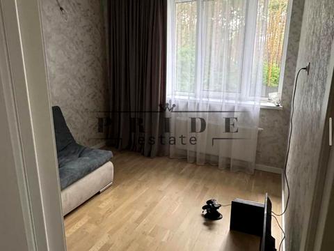 будинок за адресою Абрикосова вул.