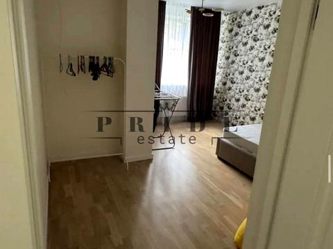 будинок за адресою Абрикосова вул.