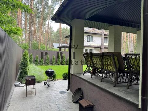 будинок за адресою Абрикосова вул.