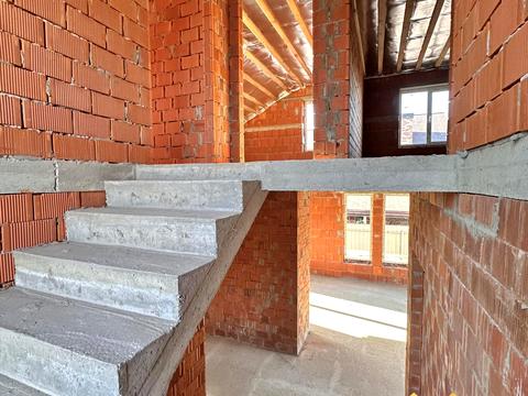 дом по адресу Виктора Швеца ул. (Шляхова)