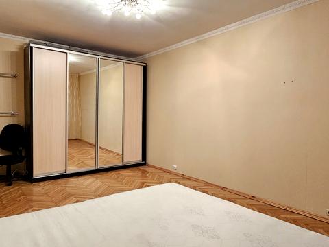 квартира по адресу Червоной Калины просп. (Владимира Маяковского), 18