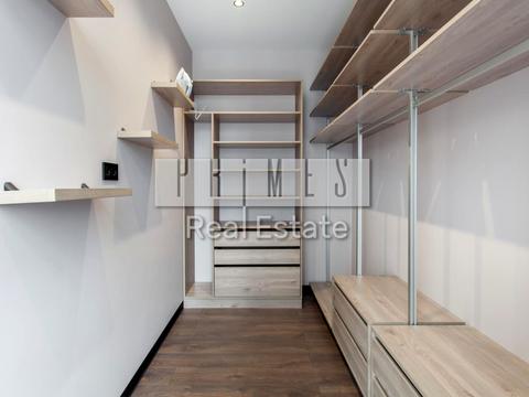 квартира за адресою Андрія Верхогляда вул. (Михайла Драгомирова), 17-В