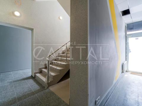 комерційна за адресою Стеценка вул., 30