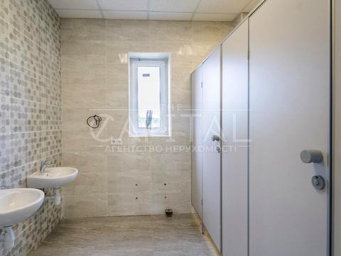 комерційна за адресою Стеценка вул., 30