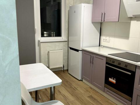 квартира по адресу Ларисы Руденко ул., 10-Г