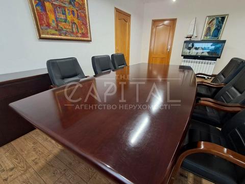 комерційна за адресою Лук'янівська вул., 1