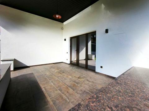 дом по адресу мас.Благодатний, 7а