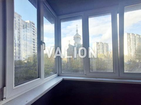 квартира за адресою Академіка Булаховського вул., 5-Б