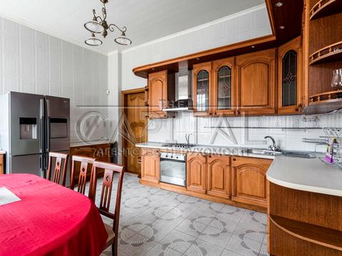 будинок за адресою Зоряна вул., 9