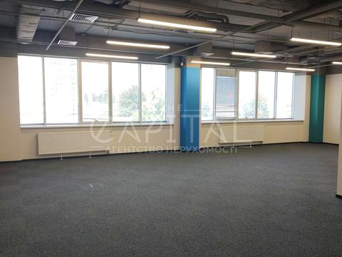 коммерческая по адресу Вацлава Гавела бульв. (Івана Лепсе), 999