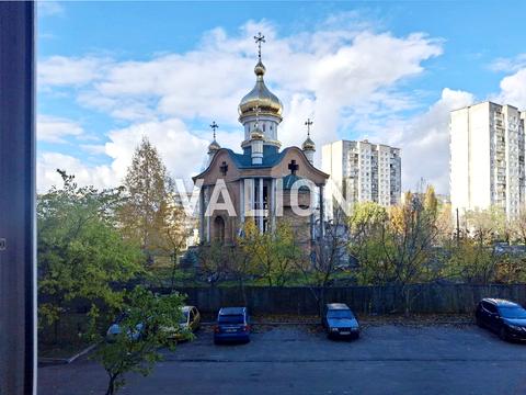 квартира за адресою Академіка Булаховського вул., 5-Б