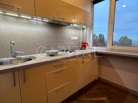 квартира по адресу Лаврская ул. (Январского восстания), 4