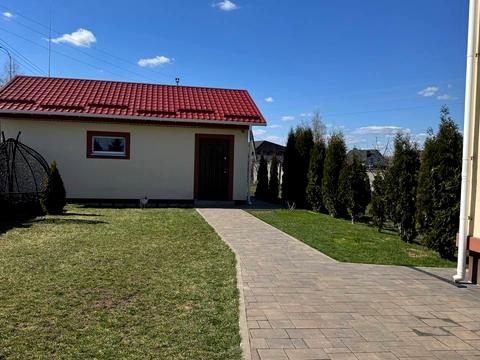 будинок за адресою центральна