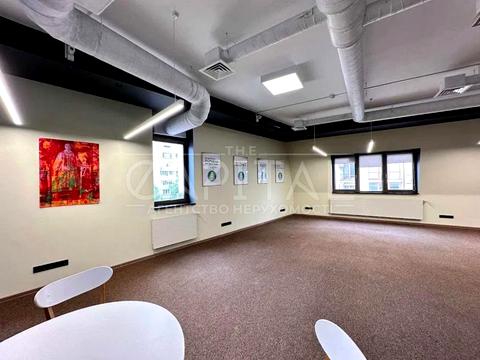 комерційна за адресою Кирилівська вул. (Фрунзе), 15/1