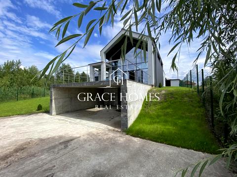 будинок за адресою Вишнева