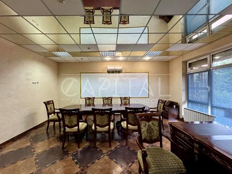 комерційна за адресою Оболонська набережна вул., 15