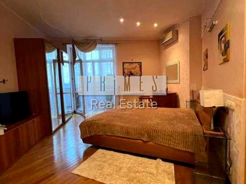 будинок за адресою Івана Франка вул.