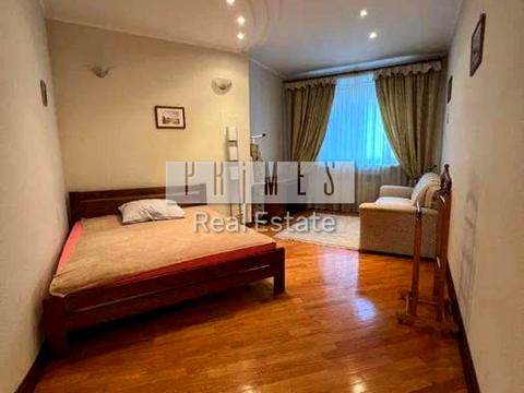 будинок за адресою Івана Франка вул.