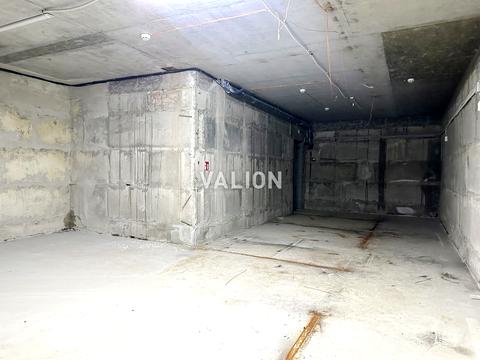 комерційна за адресою Лисенка вул., 2