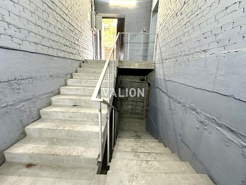 комерційна за адресою Лисенка вул., 2