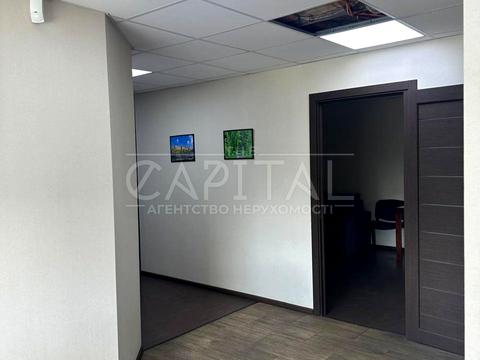 комерційна за адресою Вереснева вул., 3