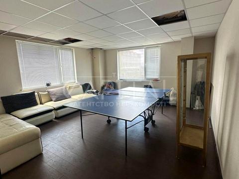 комерційна за адресою Вереснева вул., 3