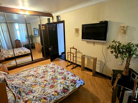 квартира по адресу Дмитрия Яворницкого просп. (Карла Маркса), 96