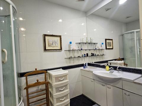 квартира по адресу Дмитрия Яворницкого просп. (Карла Маркса), 96