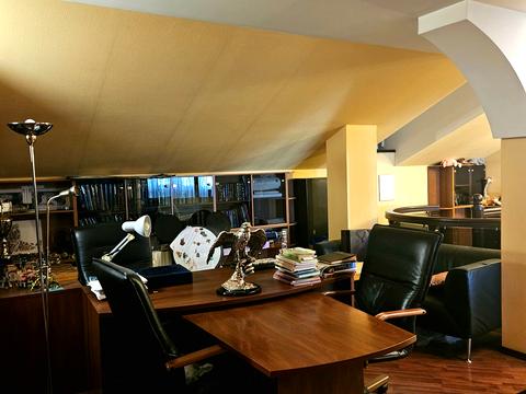 квартира по адресу Дмитрия Яворницкого просп. (Карла Маркса), 96