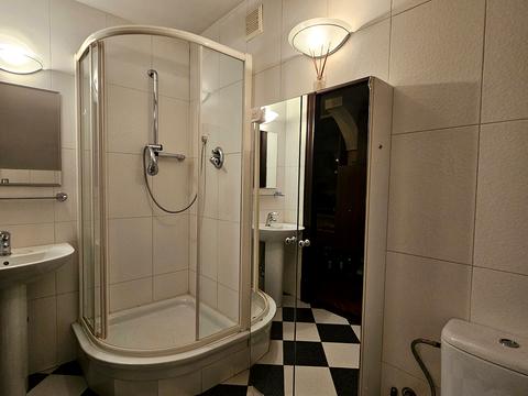 квартира по адресу Дмитрия Яворницкого просп. (Карла Маркса), 96