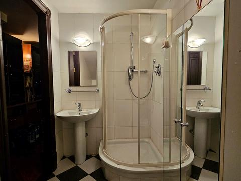 квартира по адресу Дмитрия Яворницкого просп. (Карла Маркса), 96