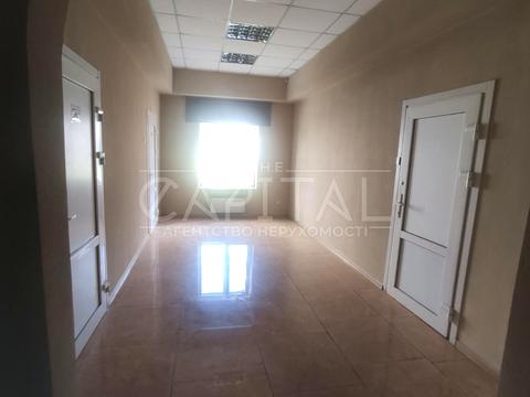 комерційна за адресою Рональда Рейгана вул., 40