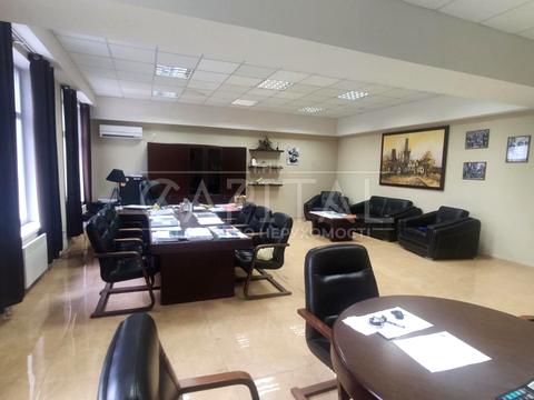 комерційна за адресою Рональда Рейгана вул., 40