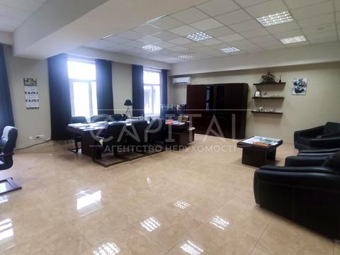 комерційна за адресою Рональда Рейгана вул., 40