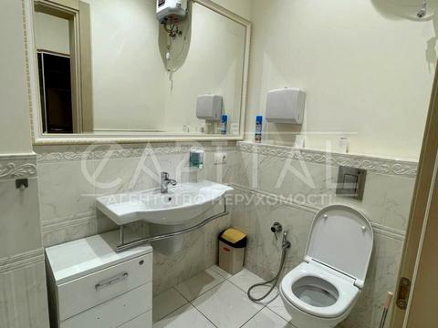 комерційна за адресою Печенізька вул., 16