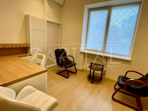 комерційна за адресою Печенізька вул., 16