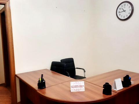 комерційна за адресою Шовковична вул., 21