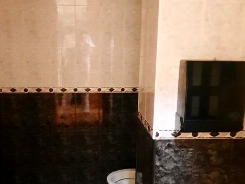 комерційна за адресою Шовковична вул., 21