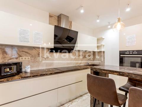 комерційна за адресою Редутна вул., 10