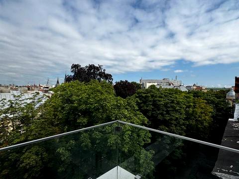 квартира по адресу Львов, Коновальца ул. (Энгельса), 21