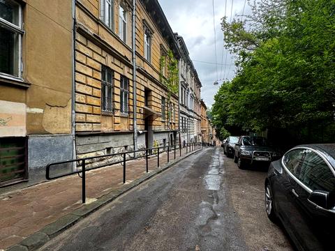 квартира по адресу Кобылянской ул., 16