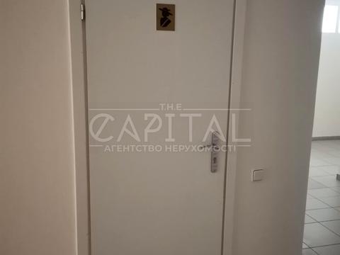 коммерческая по адресу Степана Бандеры просп. (Московський), 16б