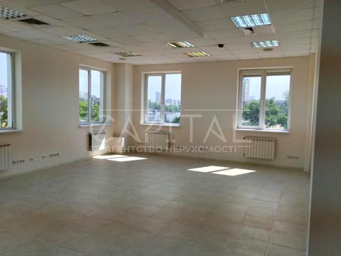 коммерческая по адресу Степана Бандеры просп. (Московський), 16б