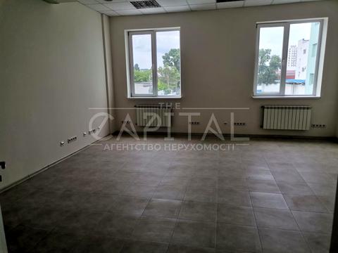 коммерческая по адресу Степана Бандеры просп. (Московський), 16б